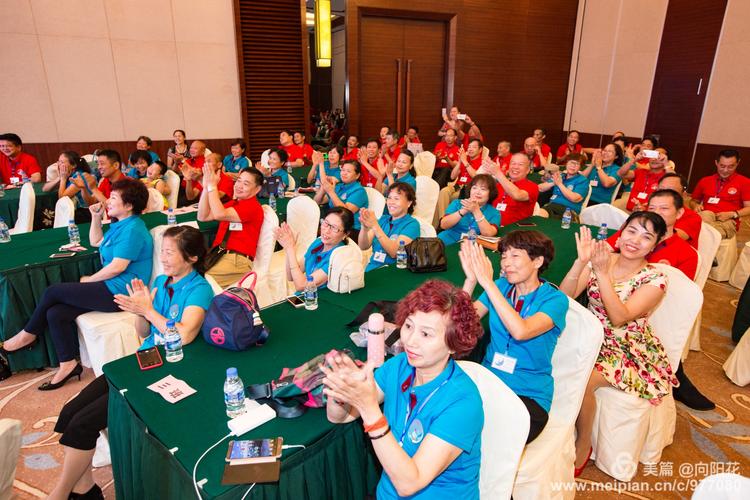 "岁月静好,我们未老"江西省水电工程局柘林职工子弟学校77届同学毕业